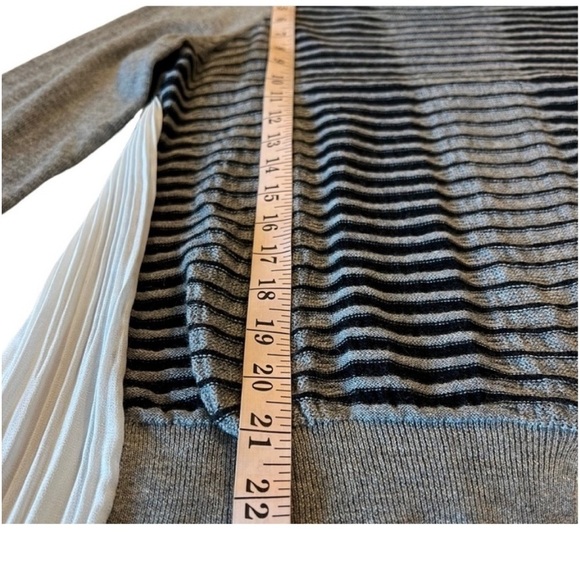 Patrizia Pepe Cashmere Silk Wool Blend Accordion Hi Lo Sweater Size Medium 2 - Picture 8 of 14